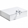 картинка Коробка на лентах Tie Up, белая от магазина Одежда+