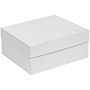 картинка Коробка Satin, большая, белая от магазина Одежда+