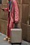 картинка Чемодан Lightweight Luggage S, бежевый от магазина Одежда+